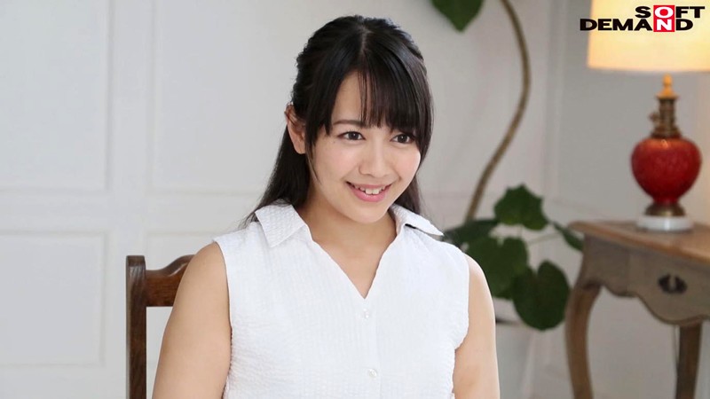 平凡な人妻がひた隠してきた超敏感な恥ずかしすぎるカラダ。 小日向まい 32歳 AV DEBUT 画像1